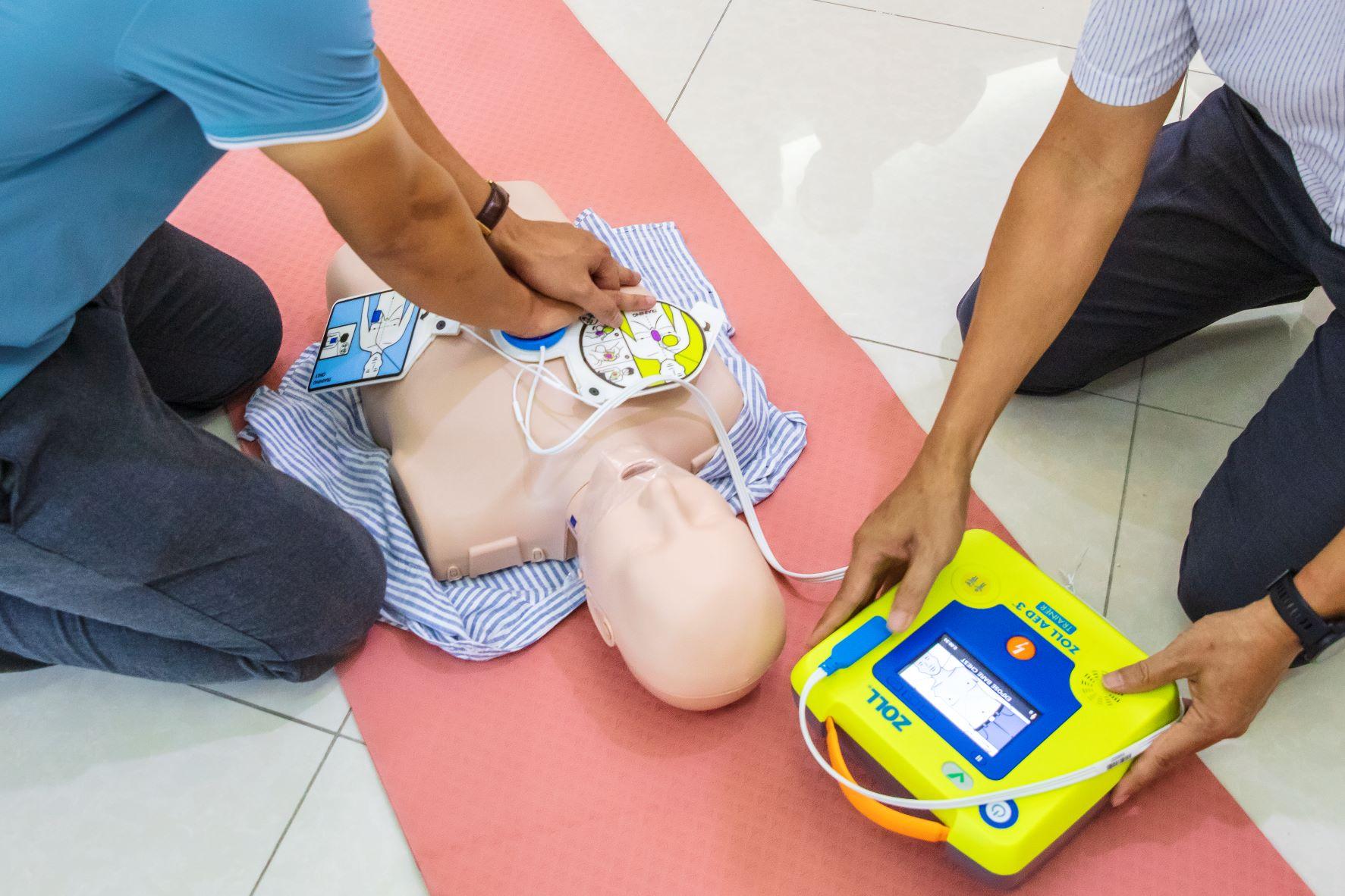 Safi đào tạo sơ cấp cứu Hồi sinh tim phổi cơ bản AHA BLS