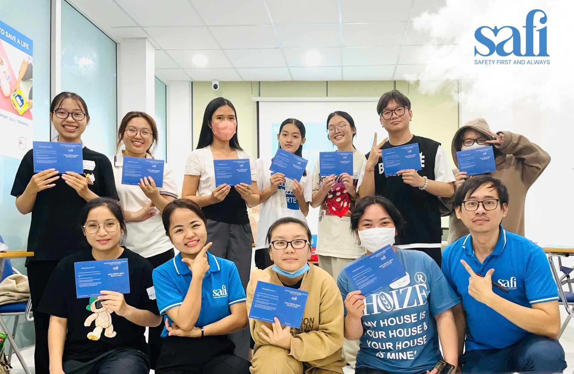 Giảng viên của SAFI đào tạo sơ cấp cứu